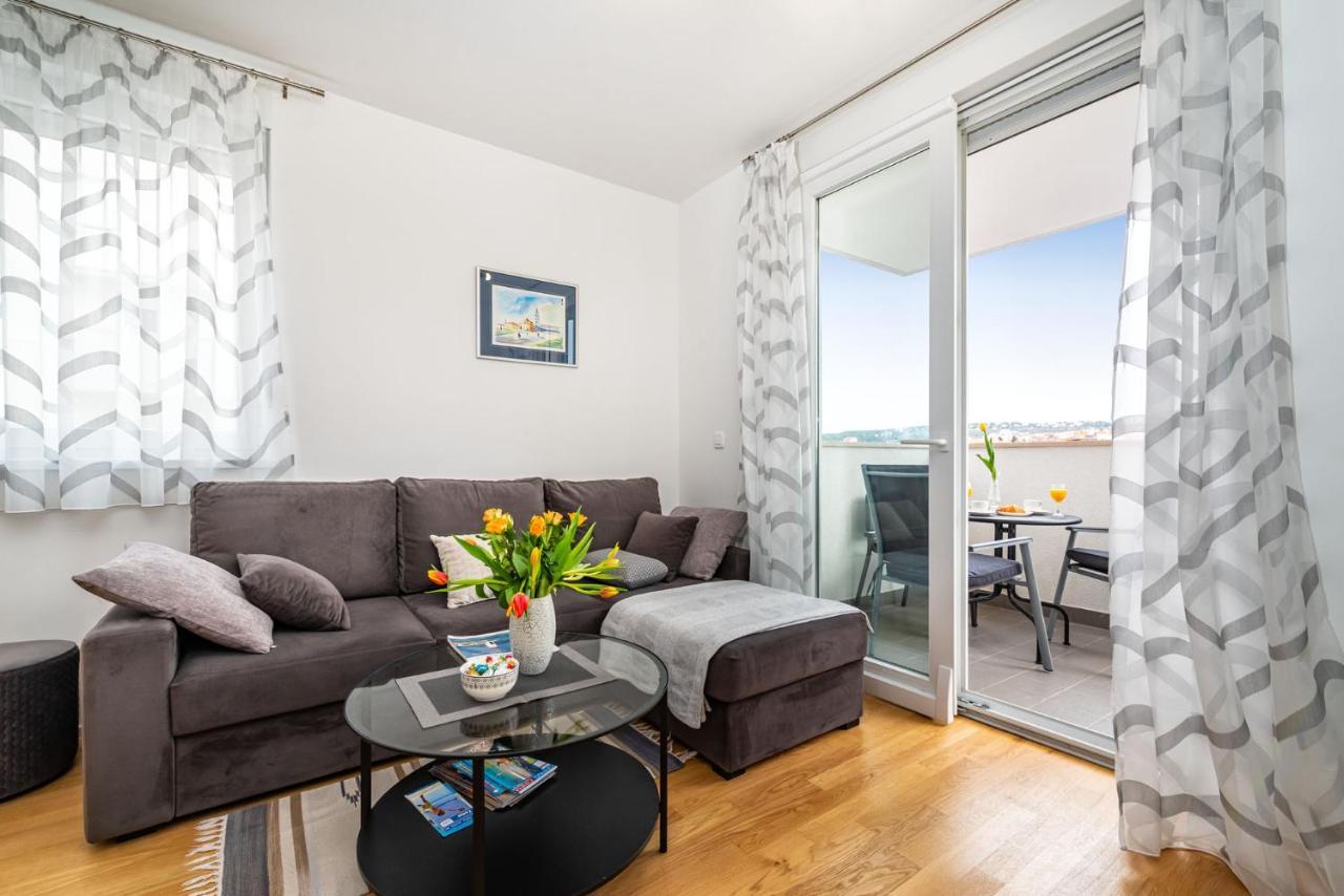 Ferienwohnung Ap Stella, Center Of Zadar, 2Br, Parking Exterior foto