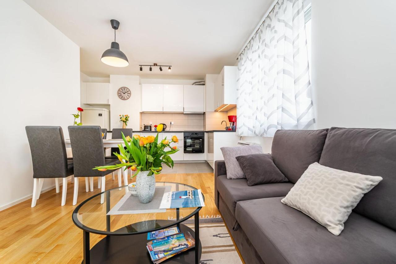 Ferienwohnung Ap Stella, Center Of Zadar, 2Br, Parking Exterior foto