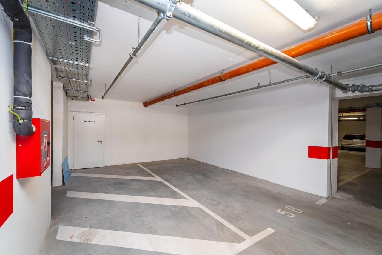 Ferienwohnung Ap Stella, Center Of Zadar, 2Br, Parking Exterior foto